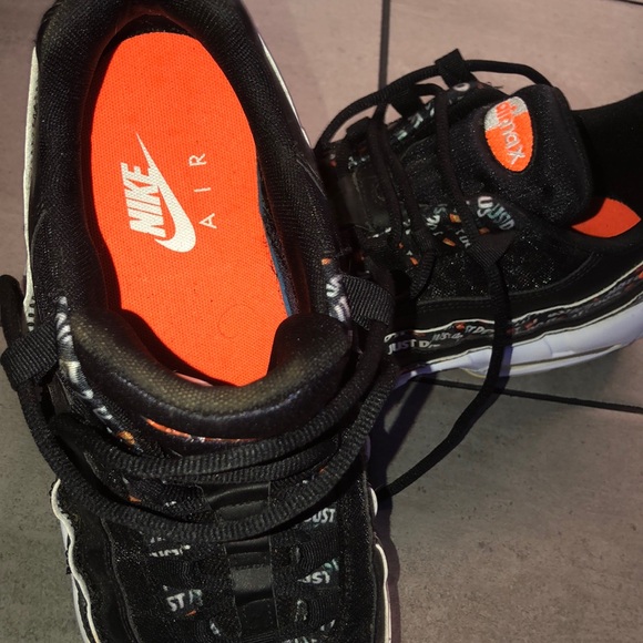 Air max 95’ just do it - Picture 3 of 5